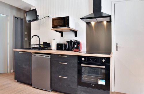 Avranches Apartment | Les Trois Rois 2 – À 30 min du Mont-Saint-Michel