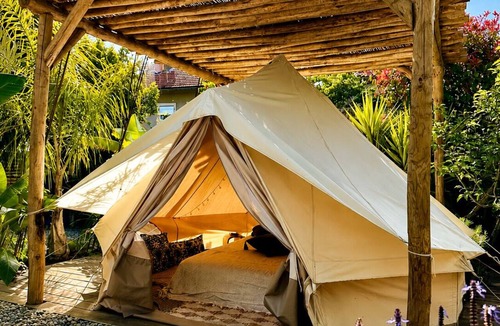 Les Sablettes House | Lou Miou's Bohemian Cabin Right on the Water