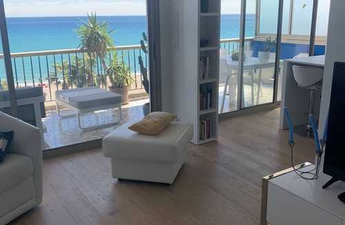 Cros-de-Cagnes Condo | Luxurious waterfront apartment with sea § mountain view near the race course