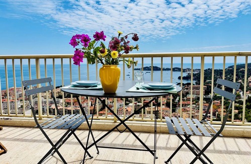 Villefranche-sur-Mer Apartment | Luxury Apartment block