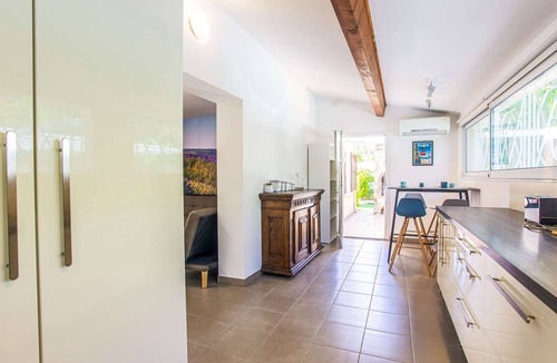 La Valette-du-Var Villa | Luxury Provence Villa with Private Pool, Jacuzzi & Beautiful Gardens - La Valette