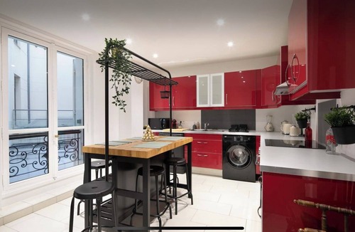 Chaillot Apartment | Magnificent apt in the heart of 16th Paris- 8 people.