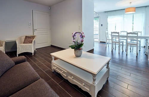 Colleville-sur-Mer Apartment | Magnificent gîte for 4 people, 5 minutes from the American cemetery and the beach.