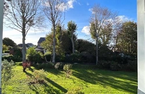 Saint-Pierre-en-Port House | Maison de Maître, Jardin Chatoyant, Village Toutes Commodités au Bord de la mer