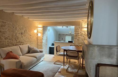 Maule House | Maison de ville - idéal déplacements et familles - 35 min Paris - Versailles - Giverny
