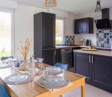 Ploubalay House | Maison moderne 6 pers avec jardin à 7 minutes des plages