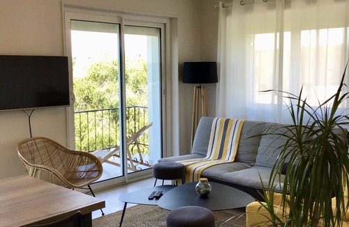 Concarneau House | Maison Néo-bretonne Rénovée Avec vue mer à 150 m de la Plage des Sables Blancs