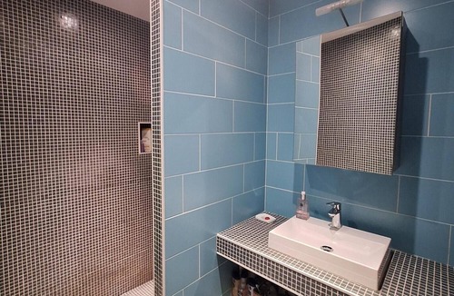 Barriere Saint Marc House | Maison Proche Centre Ville Avec Piscine et Jardin, Idéale Pour les Familles