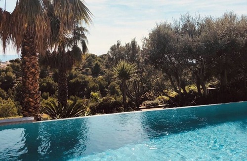 Cassis Apartment | MAISON SILVESTRI - LA GUITOUNE/Swimming pool, sea view