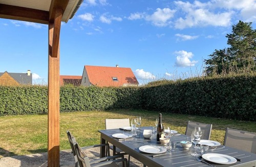 Les Moitiers-d'Allonne House | Maison T5 "Belle Étoile" - Plage à 5min - Jardin - Babyfoot