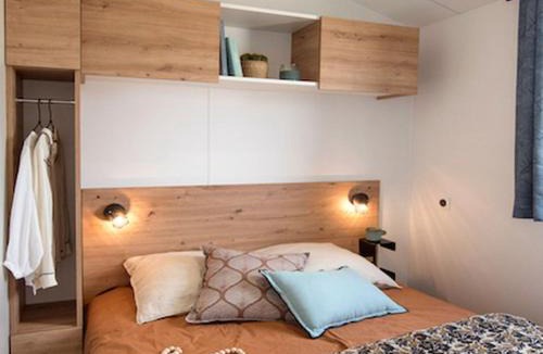La Chaize-Giraud Other | Mobil home avec terrasse - 9 pers. - API-1-52-2044