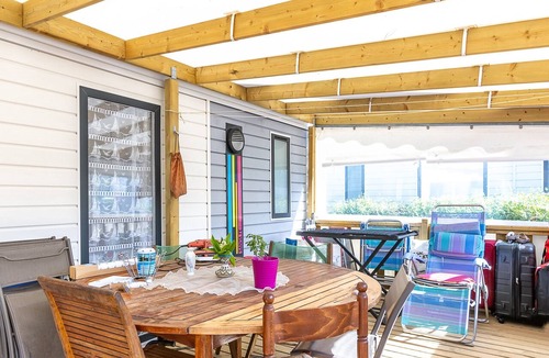Saint-Hilaire-de-Riez RV Rental | Mobile Home for 6 with Shared Pool and Private Terrace
