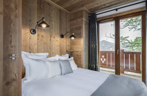 Le Praz Apartment | Modern duplex for 10 people near slopes in Courchevel Le Praz