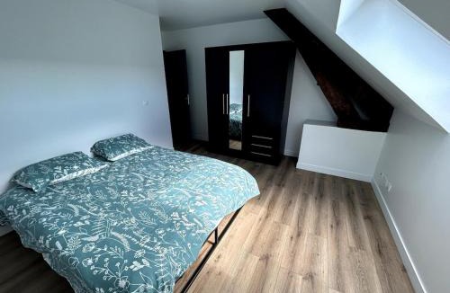 Equeurdreville-Hainneville Apartment | Modern renovated apartment #8 with 7pers mezzanine