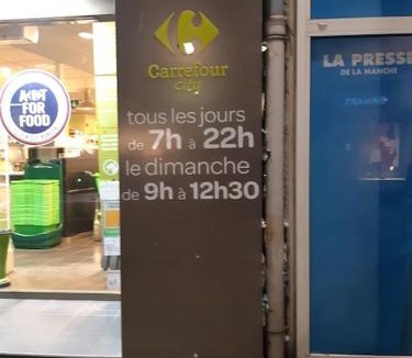Cherbourg-en-Cotentin Apartment | New CHE Droit, wifi, télé x6 personnes