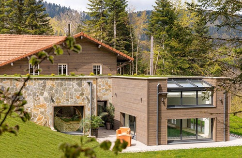 Ventron Ski Chalet | New Home des bois in Ventron, private indoor pool, sauna - rated 5 *.