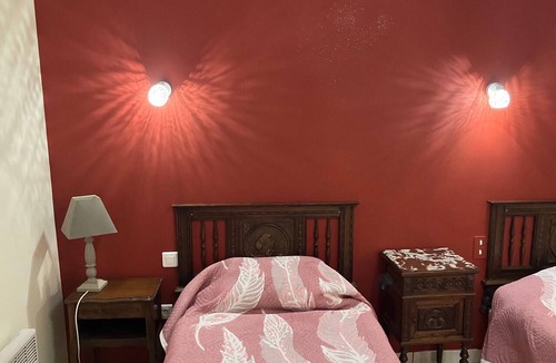 Plomodiern Bed & Breakfast | Ouessant PMR Rooms at Ménez-Hom – Charm and Accessibility in Brittany