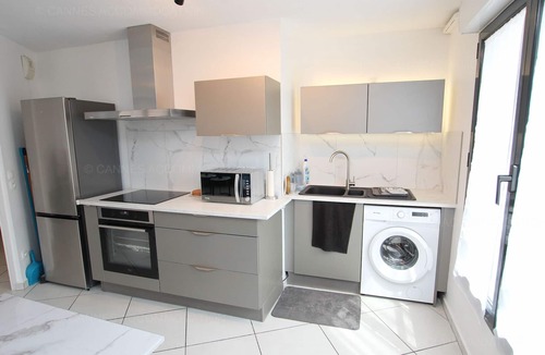 Prado - Republique Apartment | Paradisio-2913-Two bedroom just a short way from rue d'Antibes