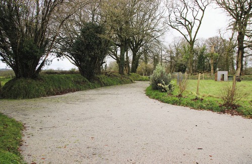 Saint-Nicolas-du-Pelem House | Peaceful Brittany Nature Cottage – Sleeps 1 to 12