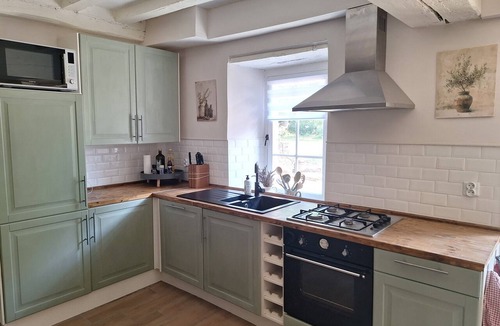 Vimarce Cottage | Peaceful Mayenne Cottage with Private Pool & Walking Trails in the Mayenne