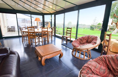 Saint-Germain-du-Pert House | Perfect vacation home for a family vacation in Isigny-Sur-Mer.