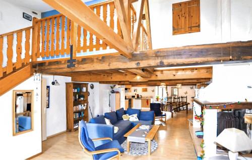 Saint-Benoit House | Pet Friendly Home In Saint-Benoît