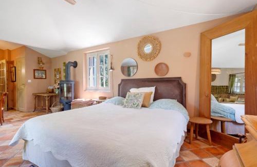 Les Maillans House | Pool house du Clos Sainte Marie