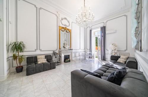 Cannes Apartment | Prestige Cannes Alexandre III Terrace 2bdr by B'Your Home