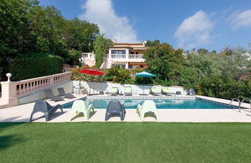 Les Termes House | Provençal 10 people villa with heated pool and panoramic sea view