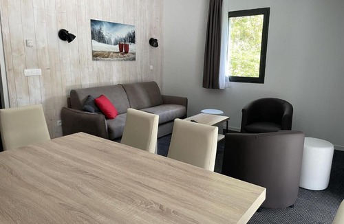 Eaux-Bonnes Apartment | Résidence Le Portillo - Piscine - 3 Pièces pour 8 Personnes MAE-4903