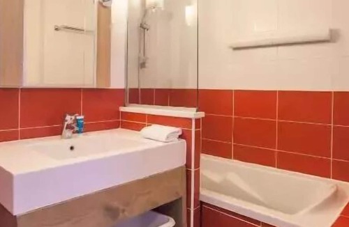 Belle Plagne Apartment | Résidence Pierre & Vacances Les Gémeaux*** - Apartment for 6 people - 1 bedroom + 1 sleeping area