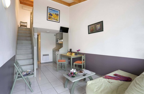 Merville Apartment | Résidence Résid'price ST4N