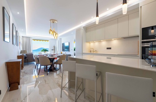 Cannes Apartment | RARE! Luxury apartment on the Croisette