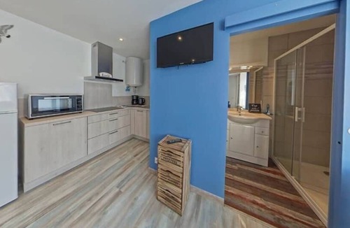 Port-Louis Apartment | REF 113 Port-louis ground floor studio apartment