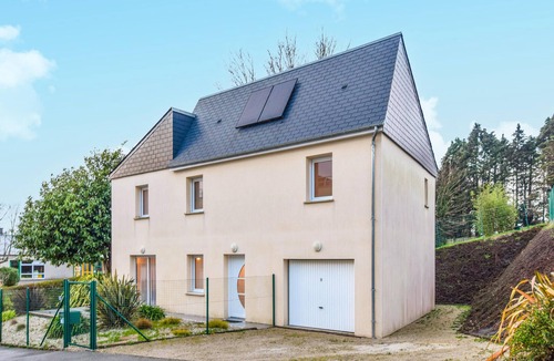 Cherbourg-en-Cotentin House | Relax in this comfortable and tasteful vacation home near the port of Cherbourg.