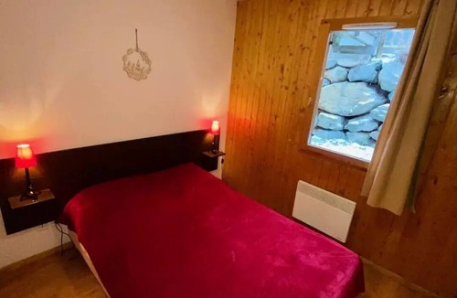 Saint-Jean-d'Arves Apartment | Residence Les Ecourts - Apartment for 6 people