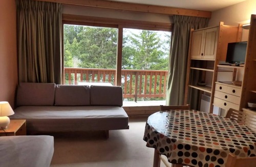 Meribel Apartment | Residence Les Eperonnelles - Studio for 4 people located in Méribel Altiport, close to ski slopes and golf