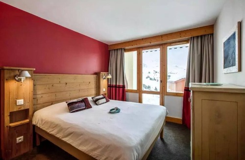 Belle Plagne Apartment | Residence Pierre & Vacances Les Néréides**** - Apartment for 8 people - 2 bedrooms + 1 sleeping area - Mountain view - South exposure