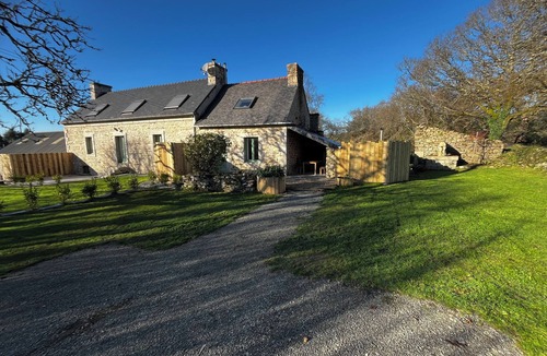 Scaer Cottage | Romantic getaway in the countryside: Gite for Two with Private Nordic Bath