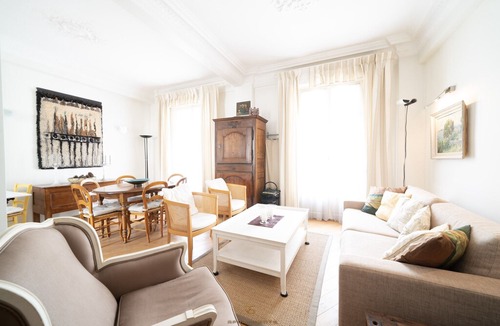 Thiers Apartment | Rossini 1 - a spacious one bedroom apartment in central Nice