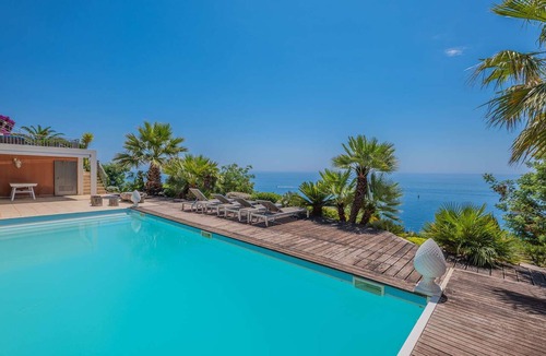 Antheor House | SAINT-RAPHAËL ANTHÉOR – EXCEPTIONAL VILLA WITH SWIMMING POOL AND PANORAMIC SEA VIEW