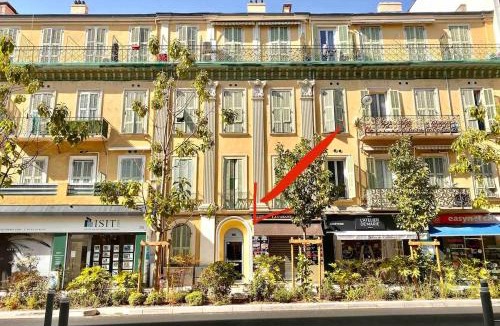 Nice City Centre Apartment | Small Duplex - Downtown - Close to Beaches