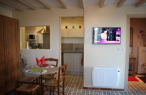 Terre-et-Marais Cottage | Small gite - beautiful, peaceful setting in an old farmhouse in the heart of the marshes