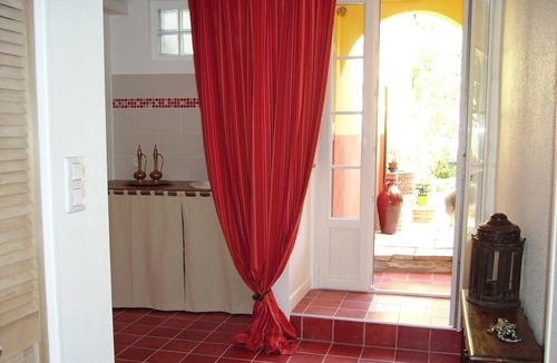 Vannes House | Small house with interior patio