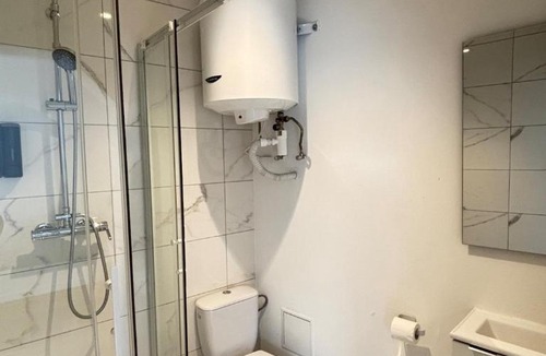 Strasbourg Apartment | Soh Rent Strasbourg Bedroom 4 Tv-Wifi Near Train Station