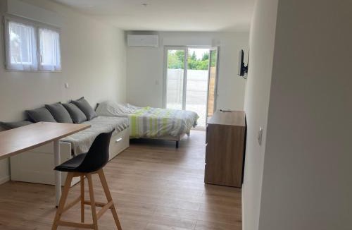 Saran Apartment | Studio 1 avec extérieur