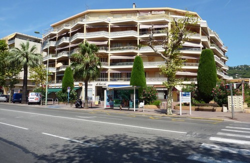Le Cannet Apartment | STUDIO 36 M2 - 1KM500 OF THE PALAIS FESTIVAL
