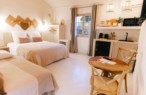 Biot Hotel | Studio ALOHA