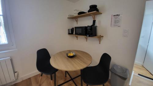 Decre-Cathedrale Apartment | Studio Ceineray 2pers