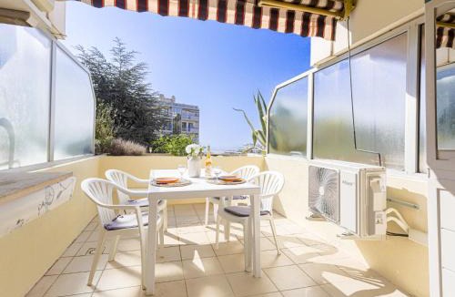 Fabron Apartment | Studio Ciel de Fabron by Interhome